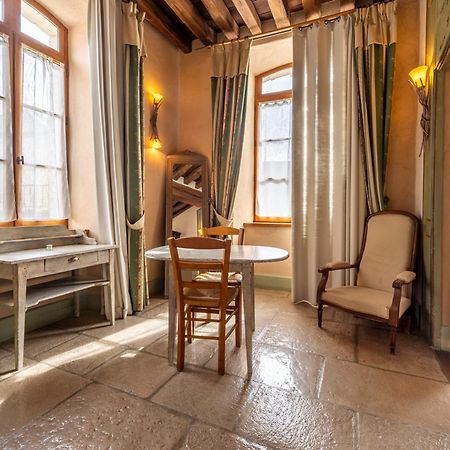 Hotel De La Beursaudiere Nitry Bagian luar foto